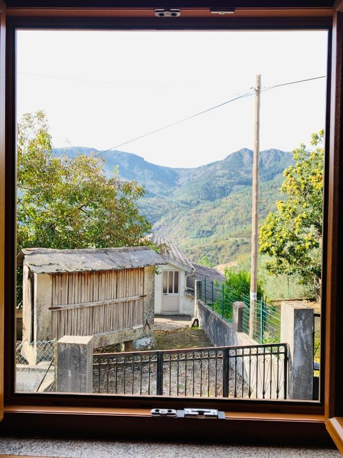 Вилла "Casa Do Avo Armindo" Mountain Experience Вила-Реал Экстерьер фото